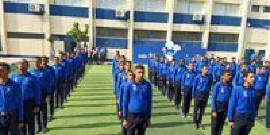 بالبلدي : بالأسماء..
      اعتماد
      دفعة
      جديدة
      من
      مدارس
      القاهرة