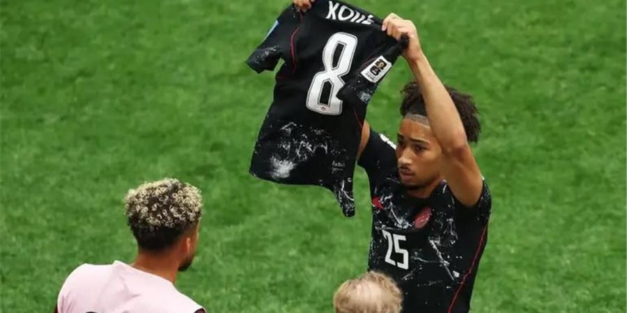 بالبلدي : رجل
      مباراة
      كندا
      وقطر
      في
      كأس
      العالم