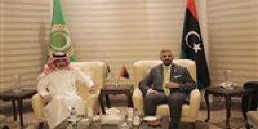 بالبلدي: ليبيا
      ومنظمة
      العمل
      العربية
      تبحثان
      تعزيز
      التعاون
      لتأهيل
      الكوادر
      وتنمية
      الموارد
      البشرية