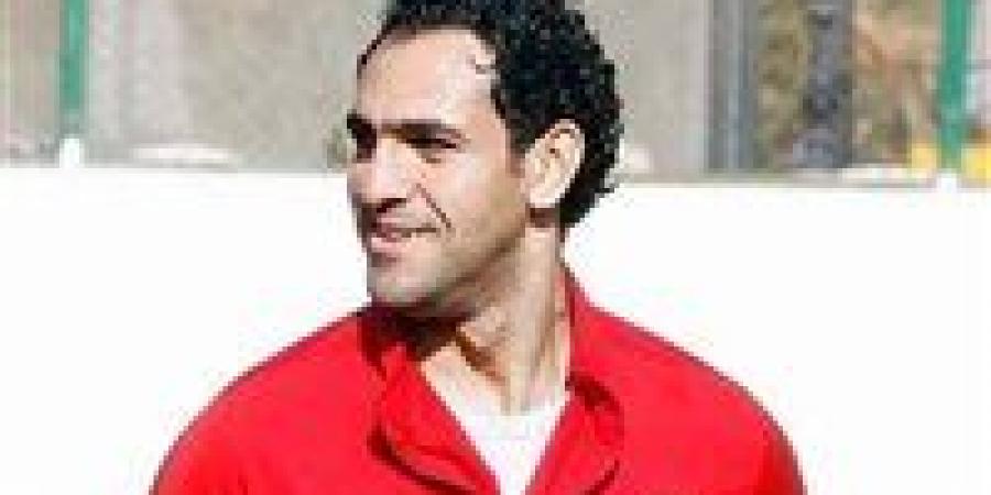 بالبلدي: أمير
      عبدالحميد
      يقترب
      من
      تدريب
      حراس
      مرمى
      المصري
      البورسعيدي