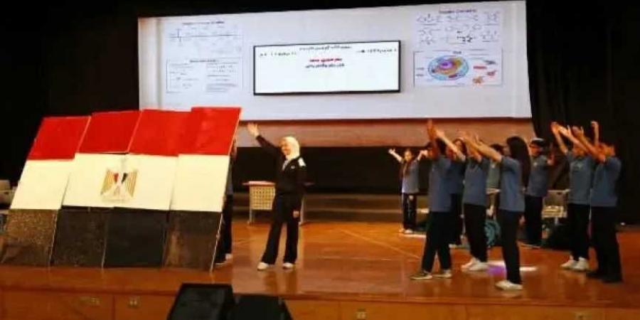 المسرح
      المدرسي
      يعود
      بقوة..
      عرض
      تربوي
      يواجه
      التنمر
      والتحرش
      والشائعات
      بلغة
      الفن