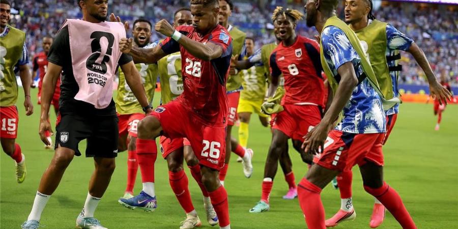 بالبلدي : فيديو
      |
      الرأس
      الأخضر
      تواصل
      كتابة
      التاريخ
      وتقتنص
      نقطة
      ثمينة
      من
      أوروجواي
      في
      كأس
      العالم