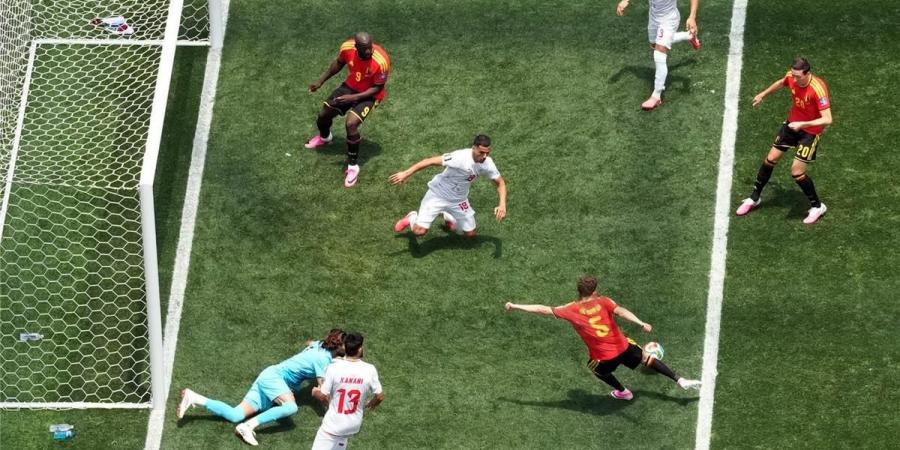بالبلدي : فيديو
      |
      هدف
      ملغي
      وطرد..
      إيران
      تتعادل
      سلبيًا
      أمام
      بلجيكا
      وتتصدر
      مجموعة
      مصر
      بكأس
      العالم