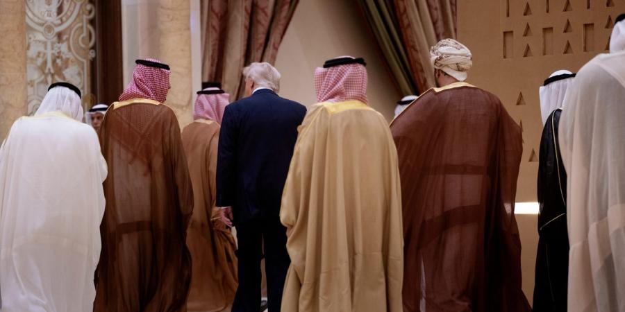 belbalady تحليل.. لماذا يثير اتفاق ترامب وإيران قلق حلفائه الخليجيين؟