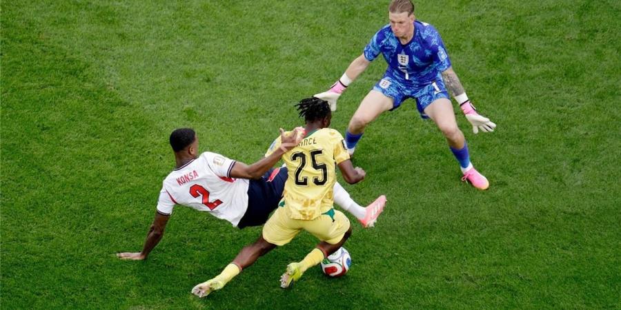 بالبلدي : المجموعة
      تشتعل..
      غانا
      تفرض
      تعادلًا
      على
      إنجلترا
      في
      كأس
      العالم