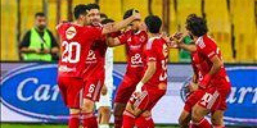 بالبلدي: الأهلي
      يفاضل
      بين
      5
      دول
      لإقامة
      معسكر
      الموسم
      الجديد