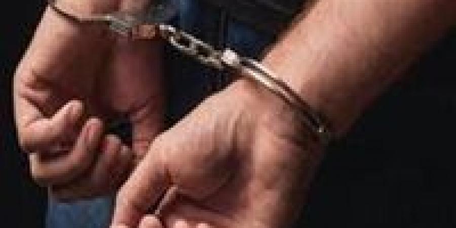 بالبلدي: كشف
      ملابسات
      مقتل
      سيدة
      تعمل
      "سايس"
      والعثور
      على
      جثتها
      في
      باب
      الشعرية