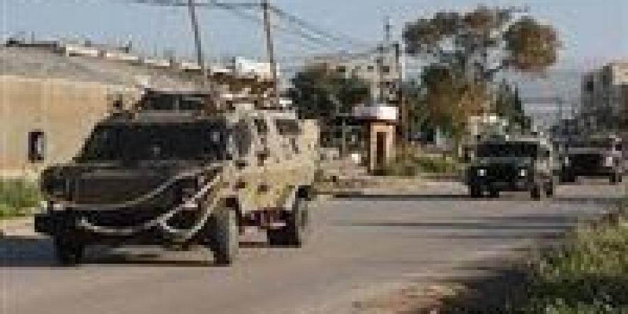 بالبلدي: الاحتلال
      الإسرائيلي
      يواصل
      التمشيط
      في
      عين
      عرب
      بعد
      اختطاف
      7
      أشخاص