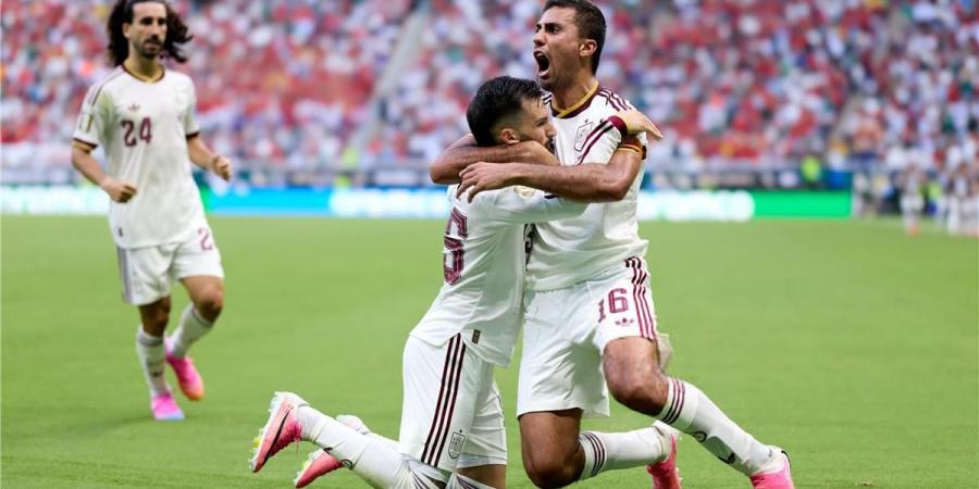 بالبلدي : منافس
      إسبانيا
      في
      دور
      الـ32
      من
      كأس
      العالم
