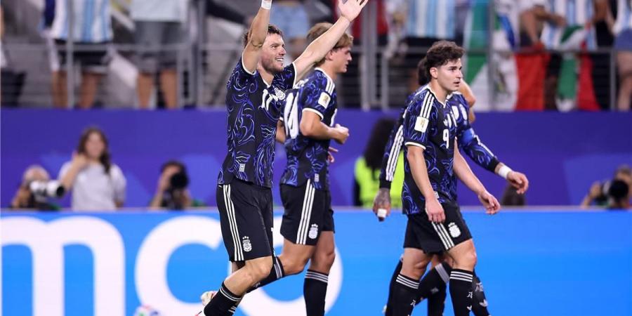 بالبلدي : فيديو
      |
      لو
      سيلسو
      يسجل
      هدف
      الأرجنتين
      الأول
      أمام
      الأردن