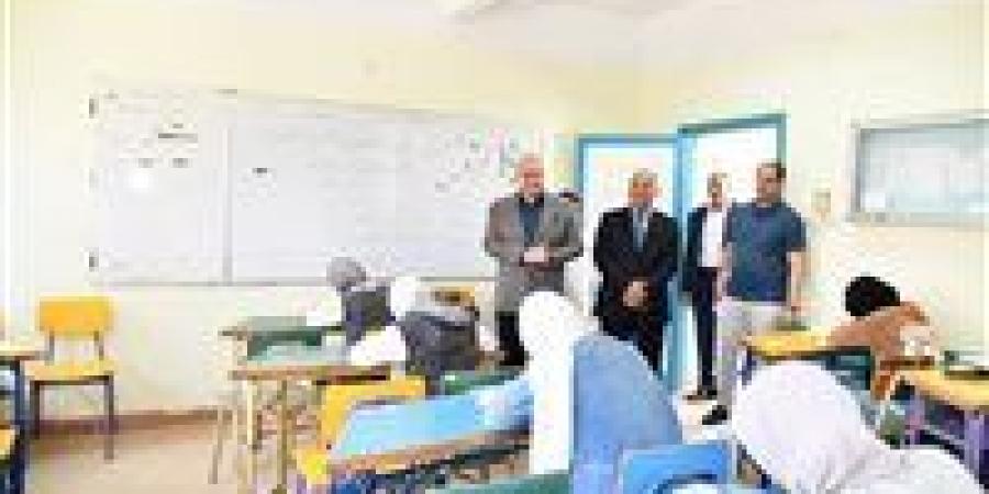 بالبلدي : امتحان
      العربي
      ثانوية
      عامة
      2026..
      أسئلة
      أثارت
      الجدل
      وحيرت
      أستاذة
      وطلاب