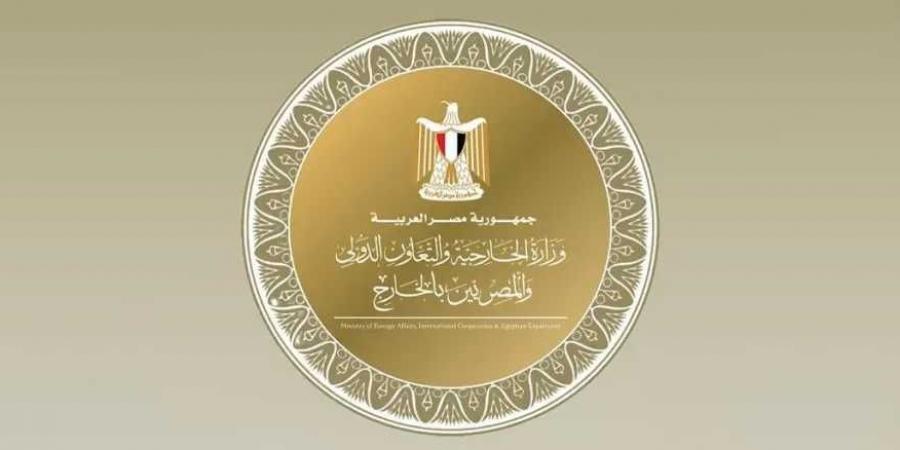 مصر
      تدين
      الاعتداءات
      على
      الكويت
      والبحرين
      وتعرب
      عن
      تضامنها
      الكامل
      معهما