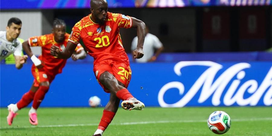 بالبلدي : ترتيب
      مجموعة
      البرتغال
      في
      كأس
      العالم
      بعد
      التعادل
      مع
      كولومبيا
      وفوز
      الكونغو
      الديمقراطية
      على
      أوزبكستان