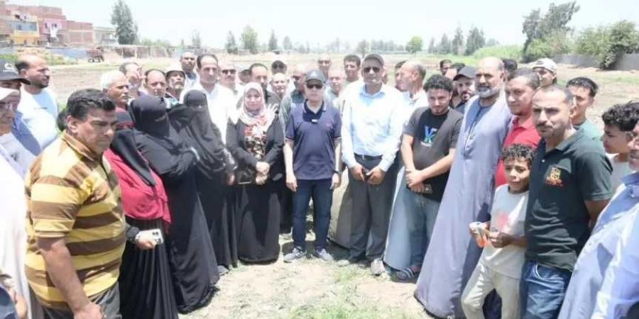 في
      ذكرى
      ثورة
      30
      يونيو..
      مسيرة
      التنمية
      تتواصل
      بالغربية..
      المحافظ
      يعيد
      11
      فدانًا
      للإنتاج
      الزراعي
      بعد
      إزالة
      120
      ألف
      طن
      تشوينات