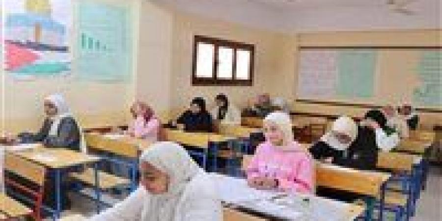 بالبلدي : عاجل|تنسيق
      الثانوية
      العامة
      2026
      -
      2027
      محافظة
      الإسكندرية..
      الحد
      الأدنى
      كام؟