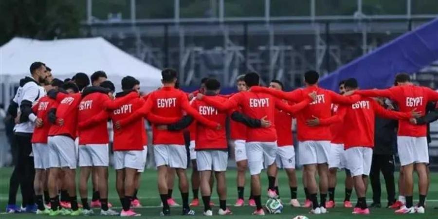 منتخب
      مصر
      يكشف
      برنامجه
      قبل
      مباراة
      أستراليا
      في
      دور
      الـ32
      بالمونديال