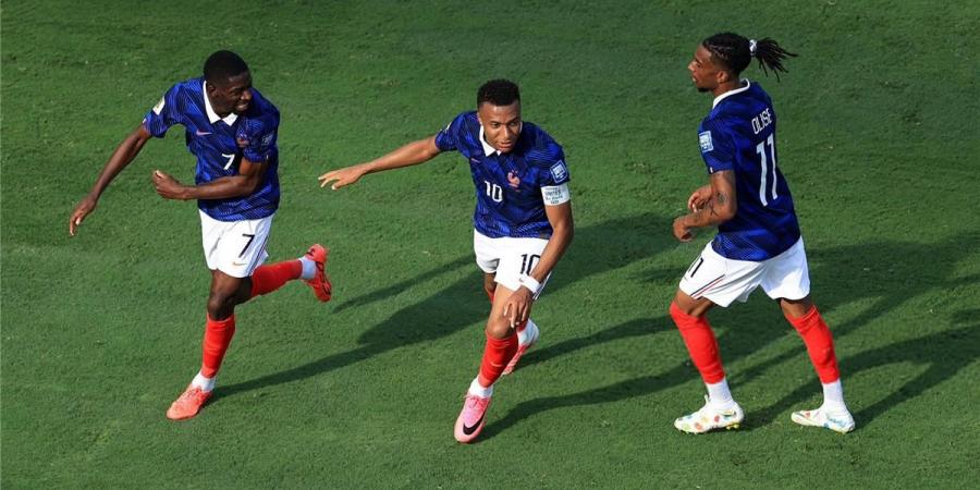 بالبلدي : فيديو
      |
      أوليس
      يتألق
      ومبابي
      يقود
      فرنسا
      لدور
      الـ
      16
      بكأس
      العالم
      بثلاثية
      أمام
      السويد