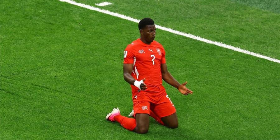 بالبلدي : فيديو
      |
      إيمبولو
      يسجل
      هدف
      سويسرا
      الأول
      أمام
      الجزائر