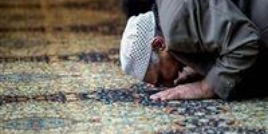 بالبلدي: أمين
      الفتوى:
      لا
      يجوز
      جمع
      جميع
      الصلوات
      بسبب
      العمل