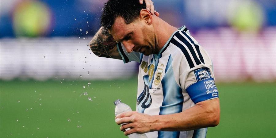 بالبلدي : ميسي
      يثير
      قلق
      جمهور
      الأرجنتين
      قبل
      مباراة
      مصر
      في
      كأس
      العالم