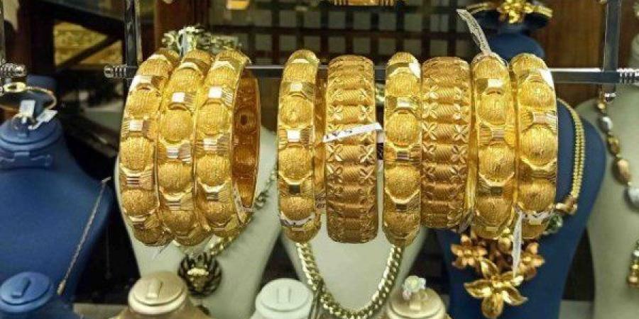 بالبلدي: سعر
      الذهب
      اليوم
      السبت
      بعد
      تراجع
      جديد
      وترقب
      لتحركات
      الأسبوع
      الجديد