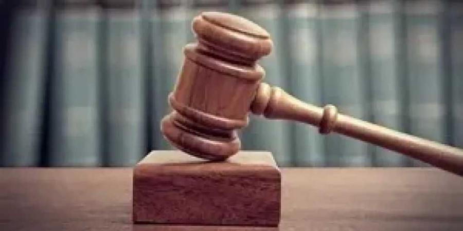 المشدد
      3
      سنوات
      وغرامة
      50
      ألف
      جنيه
      لتشكيل
      عصابي
      يتاجر
      في
      المخدرات
      بجنوب
      سيناء