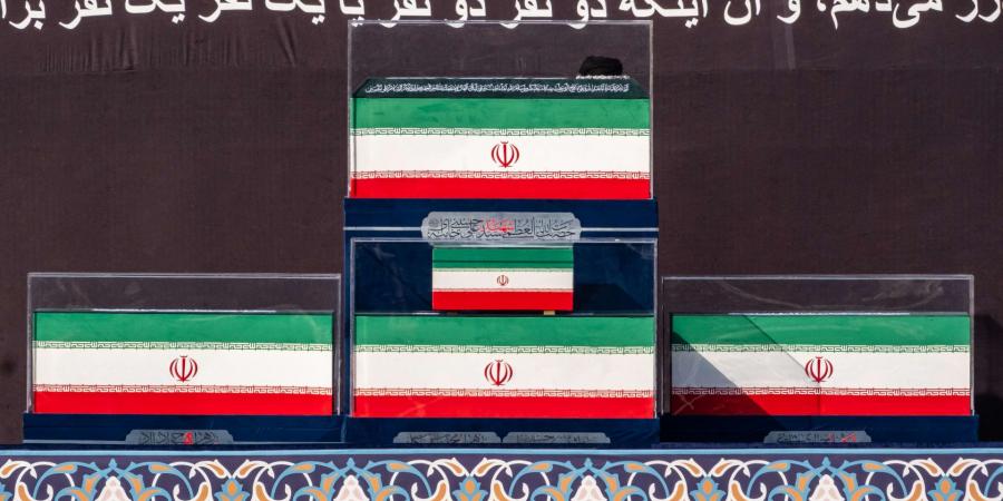 belbalady إقامة صلاة الجنازة على جثمان خامنئي وعدد من أفراد أسرته