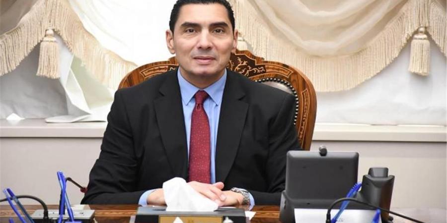 بالبلدي : جوهر
      نبيل:
      حسام
      حسن
      أخرس
      ألسنة
      المشككين..
      وإنجازات
      مصر
      بأيدي
      مدربين
      وطنيين