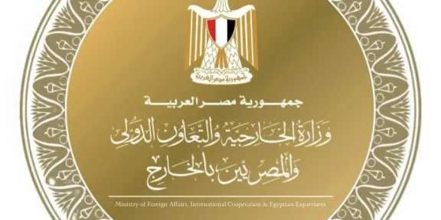 مصر
      تدين
      بأشد
      العبارات
      الاعتداءات
      الإيرانية
      المتكررة
      على
      الكويت
      والبحرين
      وسائر
      دول
      الخليج
