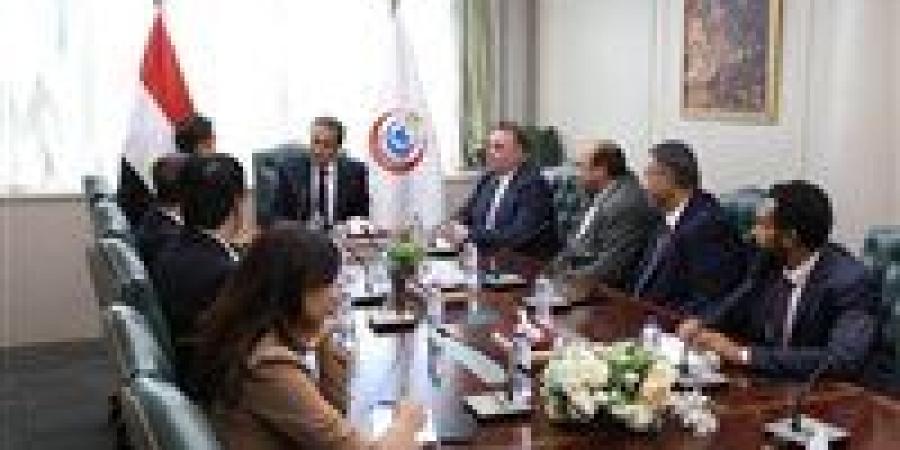 بالبلدي: وزير
      الصحة
      يبحث
      مع
      شركة
      سامسونج
      التعاون
      في
      دعم
      التدريب
      الطبي