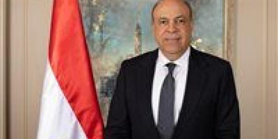 بالبلدي: وزير
      الطيران
      المدني
      يعقد
      سلسلة
      اجتماعات
      لمتابعة
      اللمسات
      النهائية
      لبرنامج
      طرح
      إدارة
      وتشغيل
      مطار
      الغردقة
      الدولي