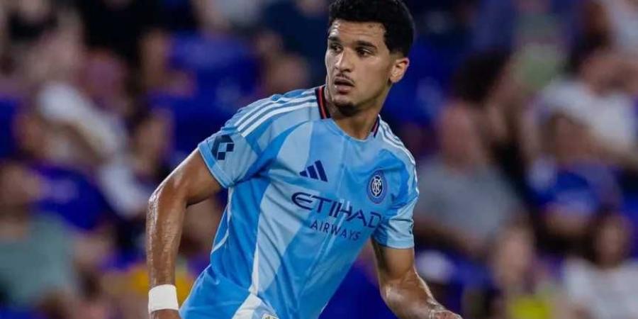 صفقة
      الأهلي
      لم
      تشارك..
      دينامو
      زغرب
      يتعادل
      مع
      ثون
      في
      دوري
      أبطال
      أوروبا