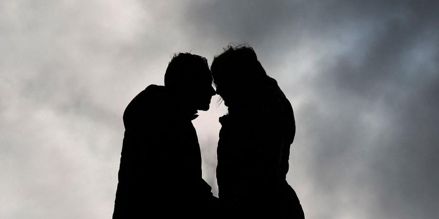 belbalady هل تريد تقوية علاقتك مع الشريك؟ جرّب قبلة الـ6 ثوانٍ