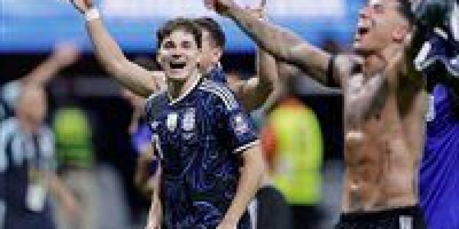 بالبلدي: أتلتيكو
      مدريد
      يدرس
      بيع
      جوليان
      ألفاريز..
      وأرسنال
      يترقب
      وتشيلسي
      ينتظر
      الحسم