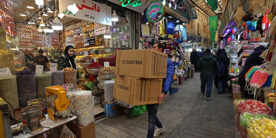 بالبلدي: إعلام إيراني: أسعار المواد الغذائية تضاعفت 3 مرات بسبب الحرب