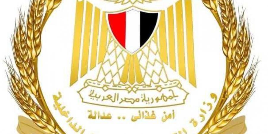 التموين:
      التظلم
      حق
      مكفول
      للمواطن..
      ونسبة
      التظلمات
      لم
      تتجاوز
      1.5%
      بما
      يعكس
      ارتفاع
      دقة
      الاستهداف