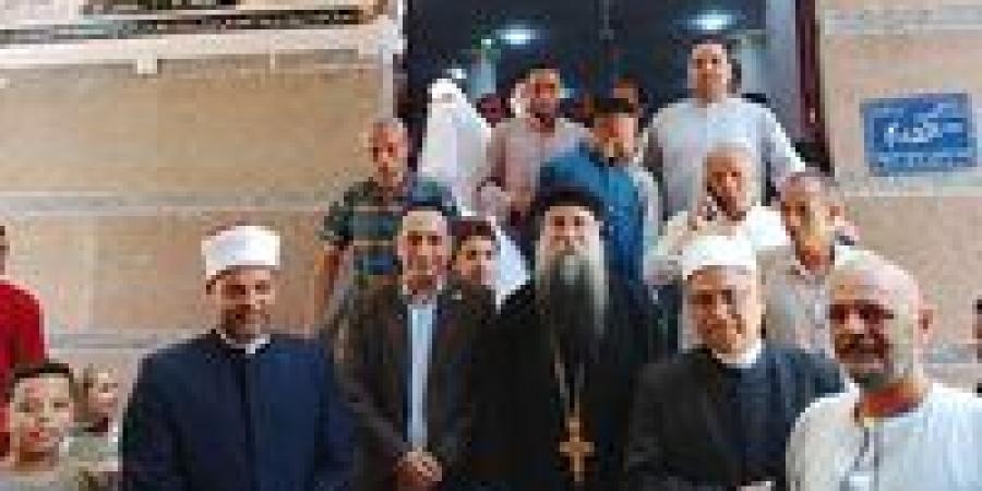 بالبلدي: مشهد
      يعكس
      الوحدة
      الوطنية..
      راعي
      كنيسة
      يحضر
      افتتاح
      مسجد
      بالقليوبية