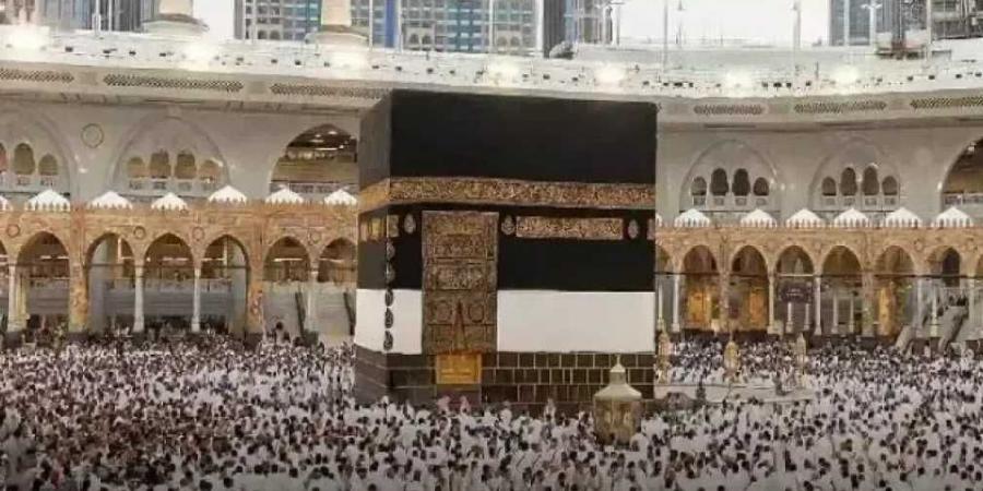 أسعار
      وبرامج
      العمرة
      2026..
      تعرف
      على
      تكلفة
      الرحلات
      وشروط
      الحجز