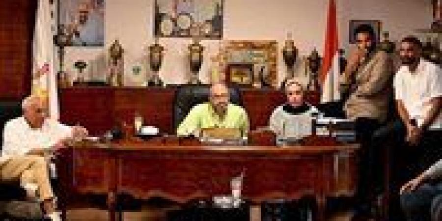 بالبلدي: حملة
      ممنهجة
      لإجبار
      الزمالك
      على
      إحدي
      الشركات
      لإدارة
      كرة
      القدم