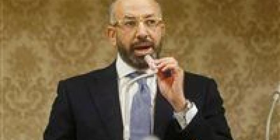 بالبلدي: عضو
      بـ«تعليم
      النواب»
      يطالب
      بتشديد
      الرقابة
      على
      «معاهد
      بير
      السلم»
      قبل
      انطلاق
      التنسيق