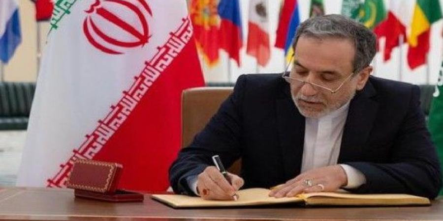 بالبلدي: عراقجي
      يؤكد
      أن
      إيران
      لا
      تعتبر
      دول
      الجوار
      أعداء
      وتتطلع
      لإعادة
      بناء
      الثقة