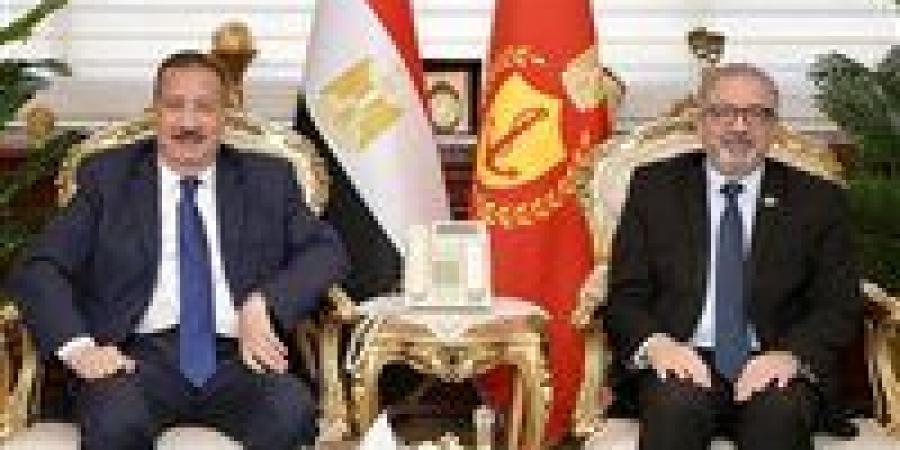 بالبلدي: محافظ
      بورسعيد
      يمد
      فترة
      تقديم
      الشهادات
      الصحية
      لطلاب
      المدارس
      حتى
      30
      سبتمبر