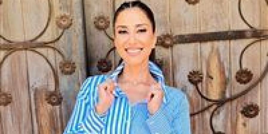 بالبلدي: السنة
      الأولى
      شلوت..
      حنان
      مطاوع
      تفاجئ
      الجمهور
      بتصريحاتها
      عن
      الزواج