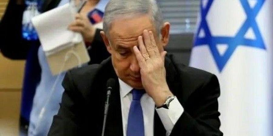 بالبلدي: نتنياهو
      يرفض
      مطالب
      واشنطن
      بالانسحاب
      ويصعّد
      لهجته
      ضد
      إيران
      قبل
      لقاء
      ترامب