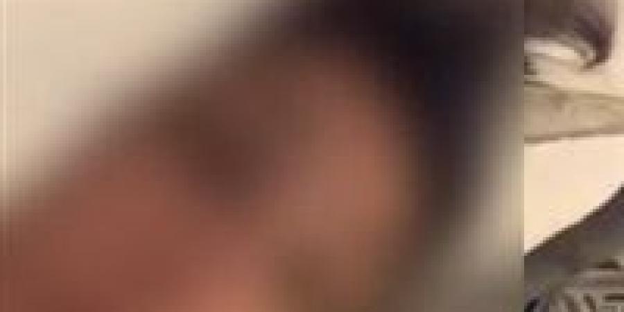 بالبلدي : بلاغ
      للنائب
      العام
      ضد
      مضيفة
      طيران
      بعد
      فيديو
      مسيء
      لأهالي
      سوهاج
      والصعيد