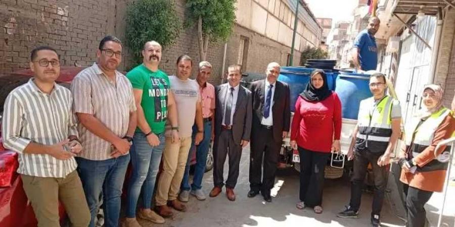 تموين
      الغربية
      يضبط
      600
      كيلو
      لبن
      غير
      صالح
      للتداول
      وإحباط
      محاولة
      طرحه
      بالأسواق