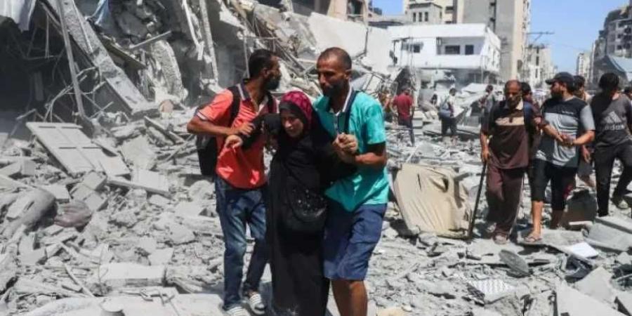 إصابة
      17
      في
      غزة
      بقصف
      وإطلاق
      نار
      إسرائيلي
      استهدف
      نازحين
      ومدنيين