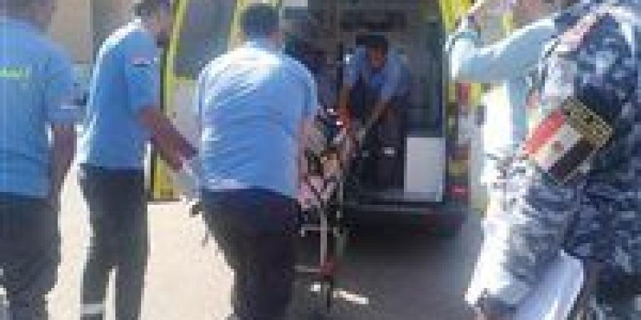 بالبلدي: مصرع
      فتاة
      تناولت
      مادة
      سامة
      بسبب
      خلافات
      أسرية
      بالمنيا