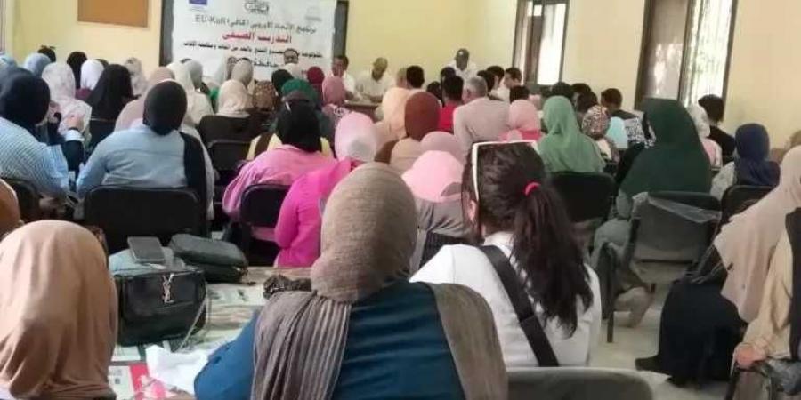 الزراعة:
      تطلق
      برنامجا
      توعويا
      لتمكين
      المرأة
      الريفية
      وتقليل
      فاقد
      القمح
      في
      5
      محافظات