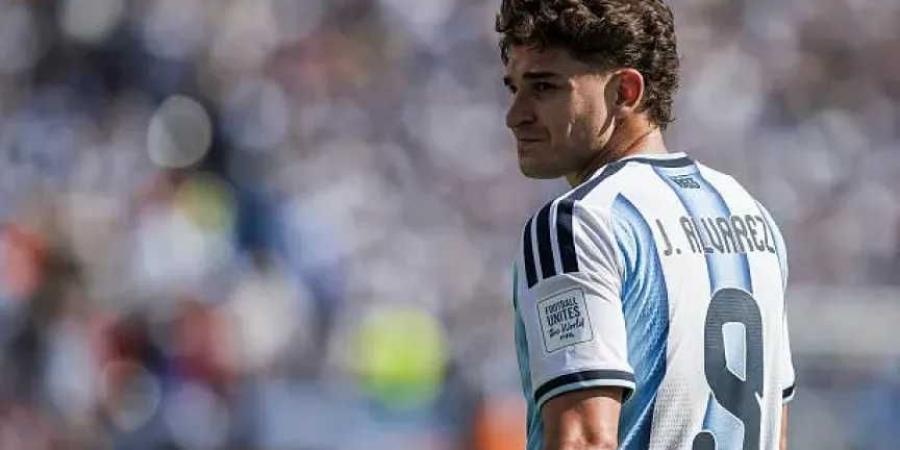 برشلونة
      يتلقى
      إخطارا
      رسميا
      بعد
      شكوى
      أتلتيكو
      مدريد
      لـ
      فيفا
      بسبب
      ألفاريز